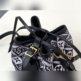 LV модель M69973 черная сумка-бакет Новая классическая сумка LV, 
