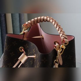 Сумка LV NéoNoé, модель n40344N44021 Сумка NéoNoé возвращается в 