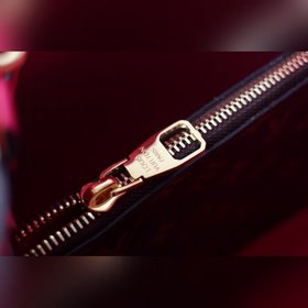 Сумка LV NEONOE, модель M44020 История серии Noé началась в 1932