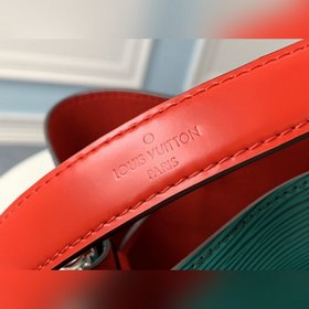 LV Модель M54366 Зелено-синяя сумка LOCKME BUCKET Дизайн этой мод