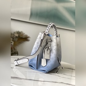 LV Артикул： M57853 Сумка-бакет Muria с градиентным синим цветом 