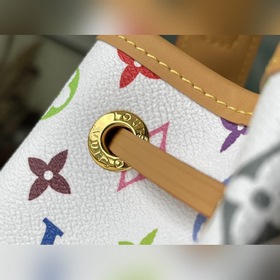 LV Модель： M42229 Белая сумка с цветными шнурками Изготовлена из