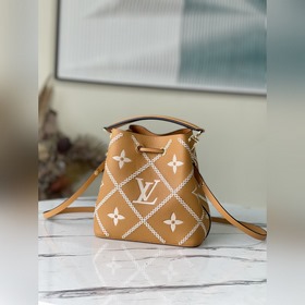LV Артикул： M46029 Коричневая мини-сумка-бакет из кожи Эта сумк