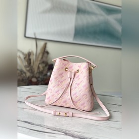 LV Модель： M46174 Сумка-бакет из кожи , а трехступенчатая техно