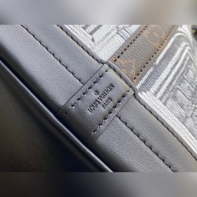 LV Артикул： M69721 Новейшая сумка Noé из коллекции Louvre на осе