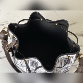 LV Артикул： M69721 Новейшая сумка Noé из коллекции Louvre на осе