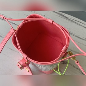 LV Артикул： M81112 Сумка Noé Purse Классическая сумка Noé в мин