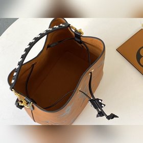 LV Артикул： M56888 Карамельный цвет  NéoNoé Средняя сумка-бакет