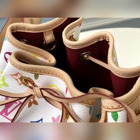 LV Артикул： M42229 Белая сумка с цветными шнурками Изготовлена и