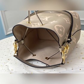 LV « » Артикул： M45256 Светло-коричневая шелкография &nbsp; N