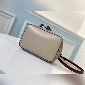 LV Артикул： M57092 Слоновая кость NéoNoé BB Мини-сумка-бакет Су