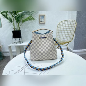 LV Модель： N42 NéONOé Сумка В 1932 году Гастон создал сумку для 
