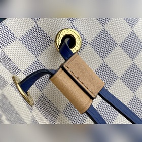 LV Модель： N42 NéONOé Сумка В 1932 году Гастон создал сумку для 