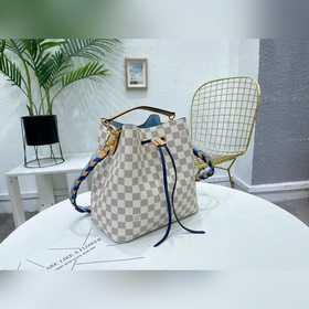 LV Модель： N42 NéONOé Сумка В 1932 году Гастон создал сумку для 