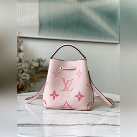 LV Артикул： M45716 Румяна NéoNoé BB Кожа Monogram Empreinte с па