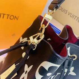 LV Модель M56890 Черный  NéoNoé средняя сумка-бакет из тисненной