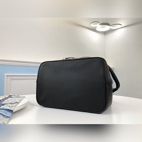 LV Модель M45256 Черная сумка NéoNoé среднего размера Изготовлен