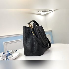 LV Модель M45256 Черная сумка NéoNoé среднего размера Изготовлен