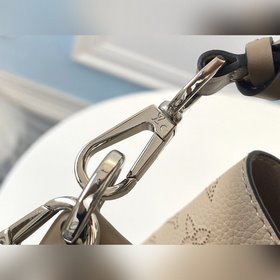 LV Модель M55799, сумка-бакет цвета слоновой кости Muria, из кожи