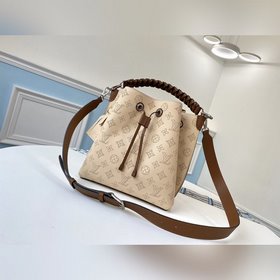 LV модель M55801 Молочно-белая сумка-бакет Muria из перфорированн
