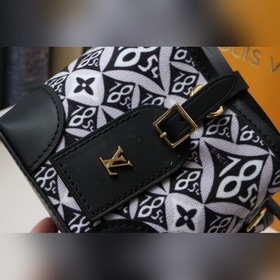 LV модель： M69973 мини-сумка  Новая модель 2020 года для подиум