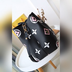 Сумка LV NéONOé Артикул： M44679 Бежевый Артикул M45821  Капсуль