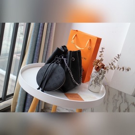 LV Модель M53608 Сумка-бакет Muria Изготовлена из перфорированно