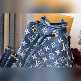 LV Артикул： M59606 Джинсовый синий Эта сумка-бакет изготовлена