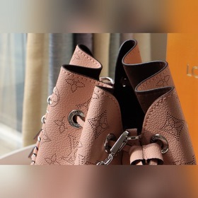 LV Модель： M53608Muria Сумка-ведро Изготовлена из перфорированной