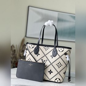 LV « » Артикул： M46039 Молочно-белая сумка-тоут Вес： 0,3 кг. Раз