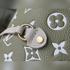 LV Средняя сумка Модель： M46102 Сумка-тоут Эта сумка среднего р