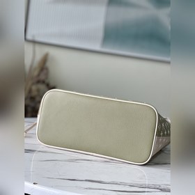 LV Средняя сумка Модель： M46102 Сумка-тоут Эта сумка среднего р