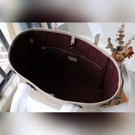LV Модель： M45685 Сумка-шоппер Neverfull среднего размера из кож