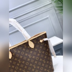 LV Модель： M41177 Красный с белым Louis Vuitton представляет но