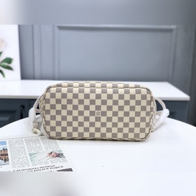 LV Модель： M41361 Белая с белой подкладкой. Louis Vuitton предст
