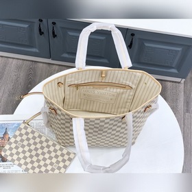 LV Модель： M41361 Белая с белой подкладкой. Louis Vuitton предст