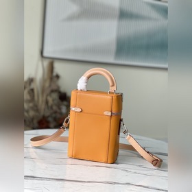 LV Сумка Vertical Box Trunk Артикул： M59666 Весенняя и летняя к