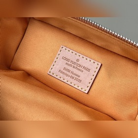 LV Сумка Vertical Box Trunk Артикул： M59666 Весенняя и летняя к