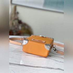 LV Сумка Vertical Box Trunk Артикул： M59666 Весенняя и летняя к