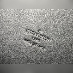 LV Модель： M20251 Черный чемодан серебристой фурнитурой Впервые п