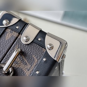 LV Модель： M20252 Маленький жесткий чемодан с металлической фурн