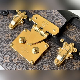 LV Артикул： M44199 Сумка из полимерной ткани с отделкой из полим