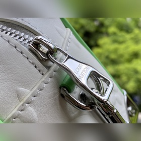 LV Артикул： M44480 Буквенный принт Коробчатая сумка Логотип с ко