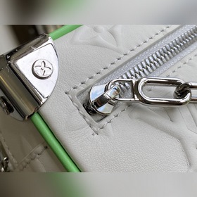 LV Артикул： M44480 Буквенный принт Коробчатая сумка Логотип с ко