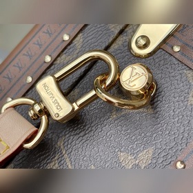 LV Модель： M45675 Старинный чемодан-сумка В весенне-летней колле