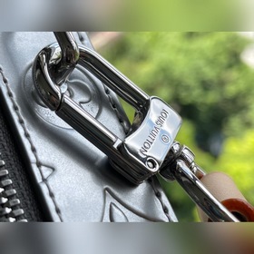 LV Модель： M45785 Серебристая сумка Сочетание прямоугольной форм