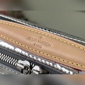 LV Модель： M45885 Сумка из брезента с блестящим покрытием Колле