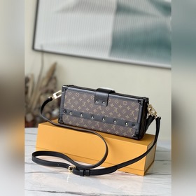 LV Артикул： M46120 Сумка-коробка Эта сумка, созданная путем гор