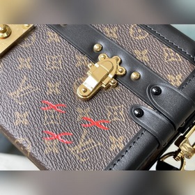 LV Артикул： M46120 Сумка-коробка Эта сумка, созданная путем гор