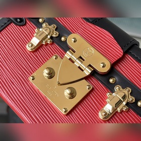 LV Артикул： M59179 Красная сумка-коробка От формы сумки до фирме